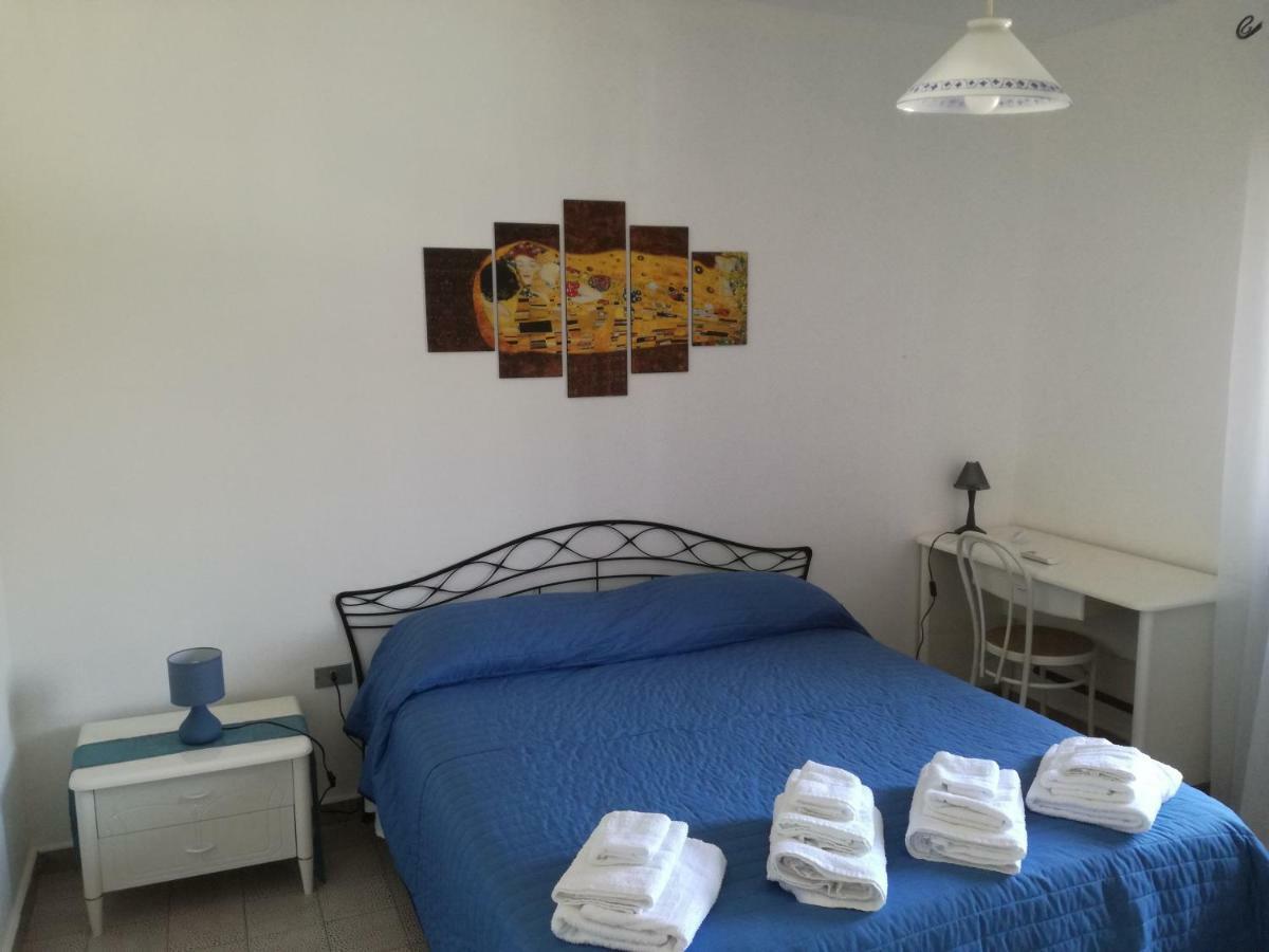 شقة Sunset Flat إزولا ديلي فيمين المظهر الخارجي الصورة